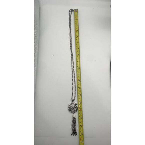 Vintage Charming Charlie Silver Tone Round Statement Tassel Pendant Necklace - Picture 4 of 7